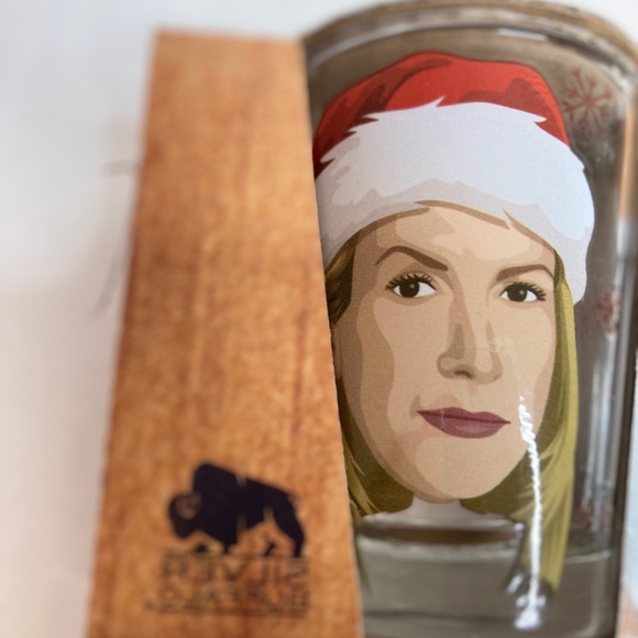 The Office collectible glassware set of six NWT - Picture 7 of 11